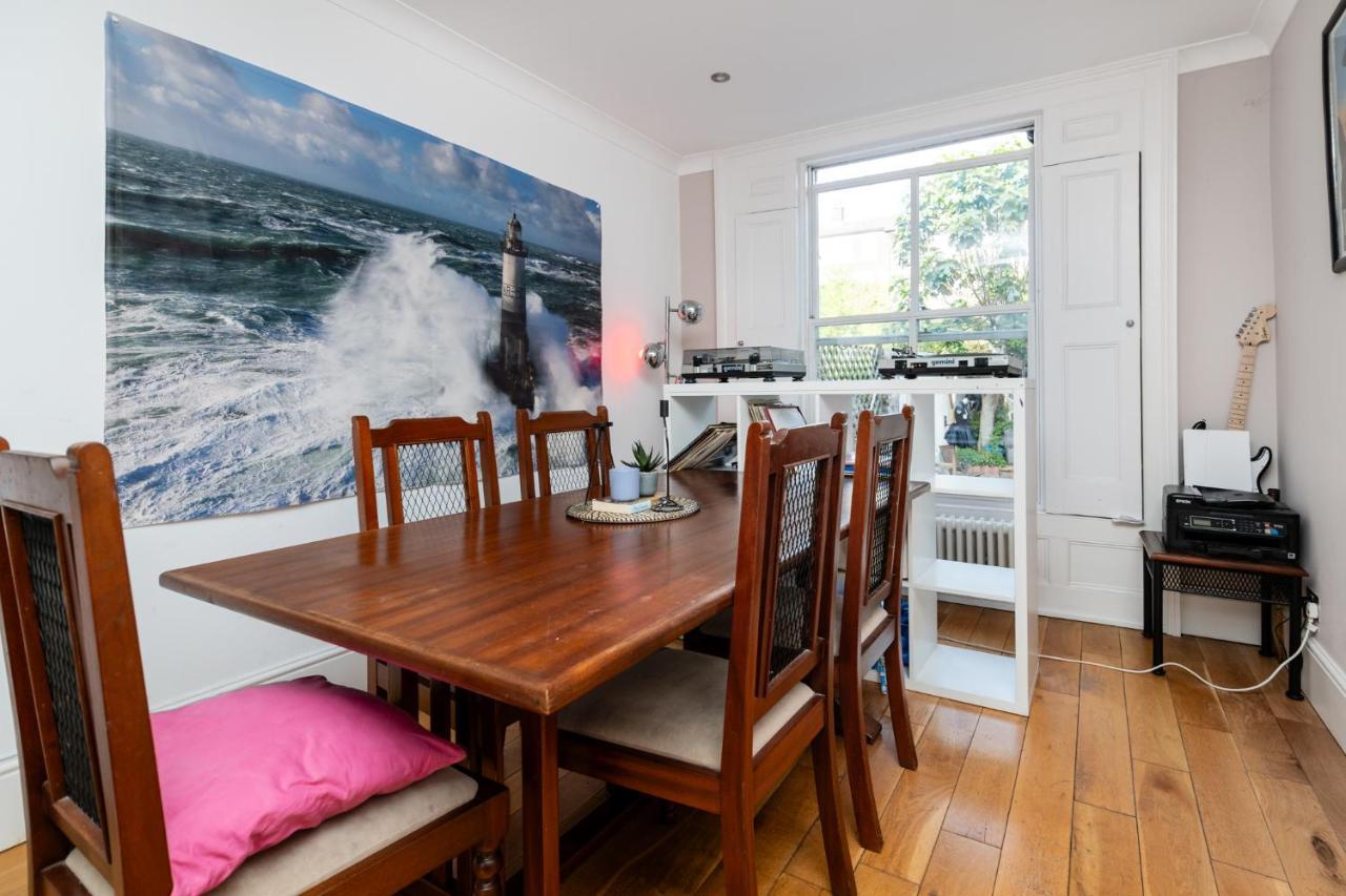 Double Room W/Projector & Garden Hot Tub London Exterior photo