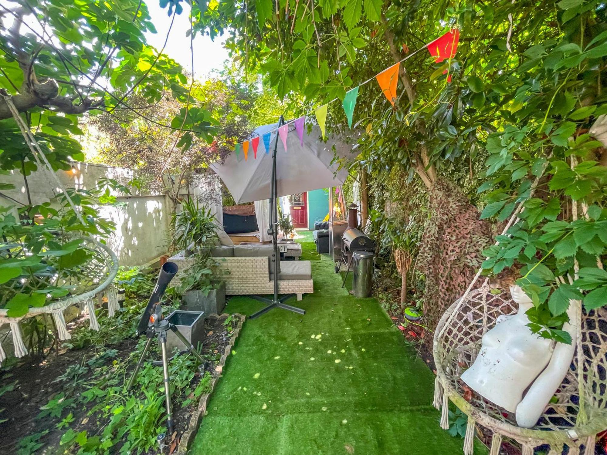 Double Room W/Projector & Garden Hot Tub London Exterior photo